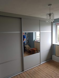 Three panel sliding wardrobe in 